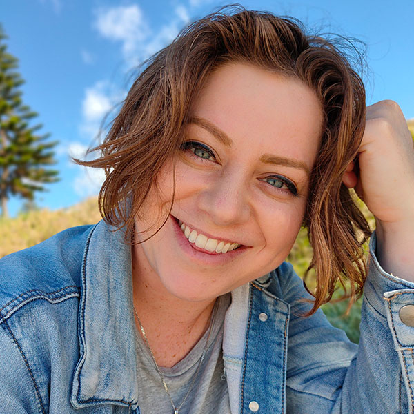 Profile Image | Elly Awesome