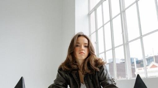"Style & Shoot" in a Natural Light Studio