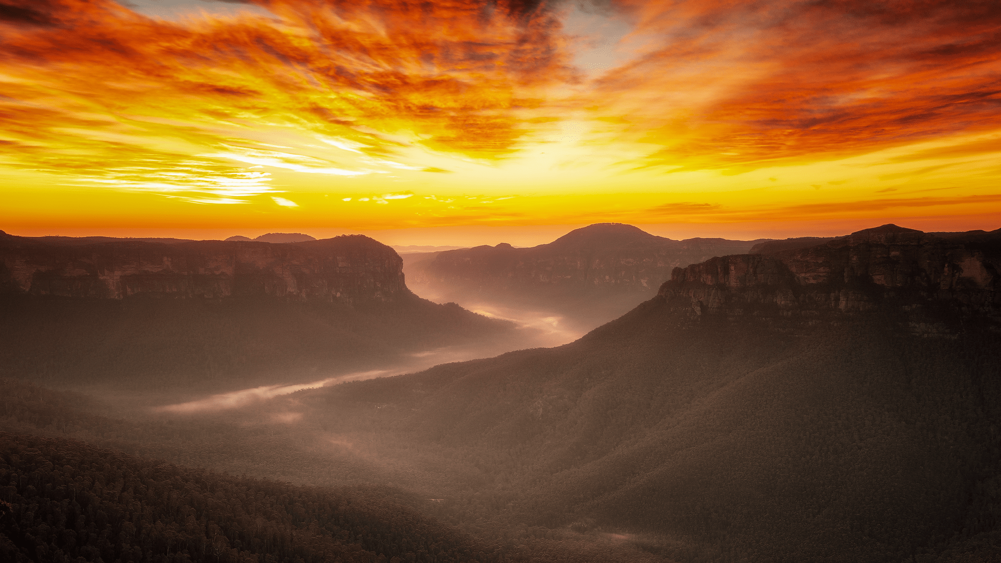 PULPIT ROCK GROSE VALLEY SUNRISE