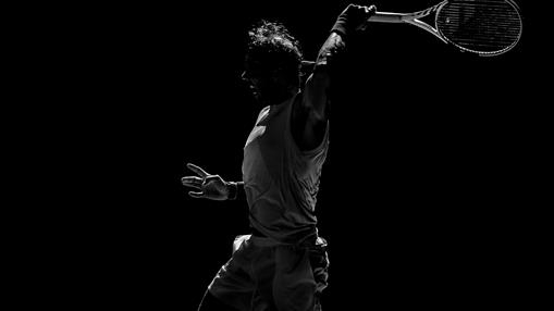 “Rim Light” – Utilising natural light and positioning of the subject to produce this studio lighting effect.